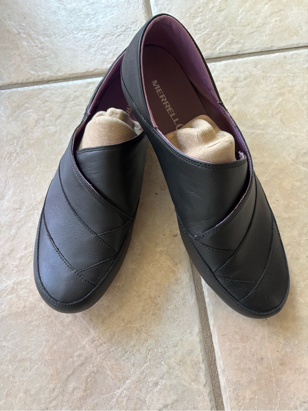 Merrell Black Leather Slip-On Flats with Purple Lining